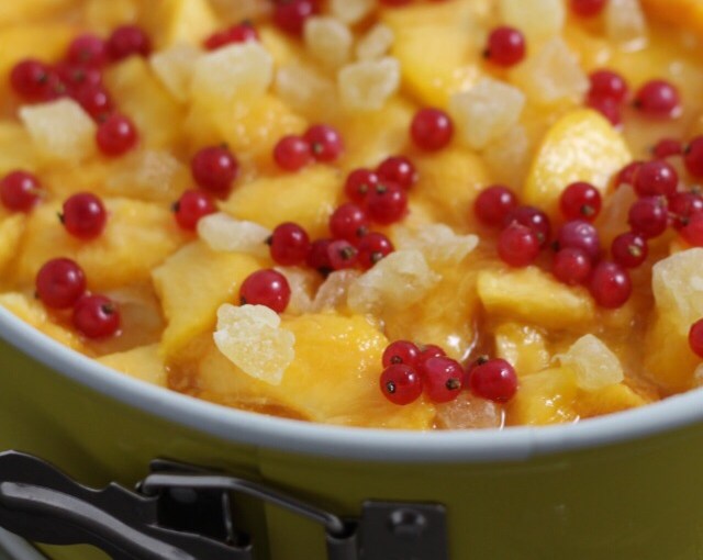 {vegan}{raw} Peach Cheesecake