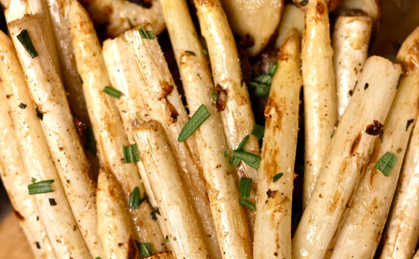 Grilled White Asparagus