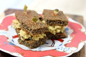 Mayo-Free Tuna Salad Sandwich